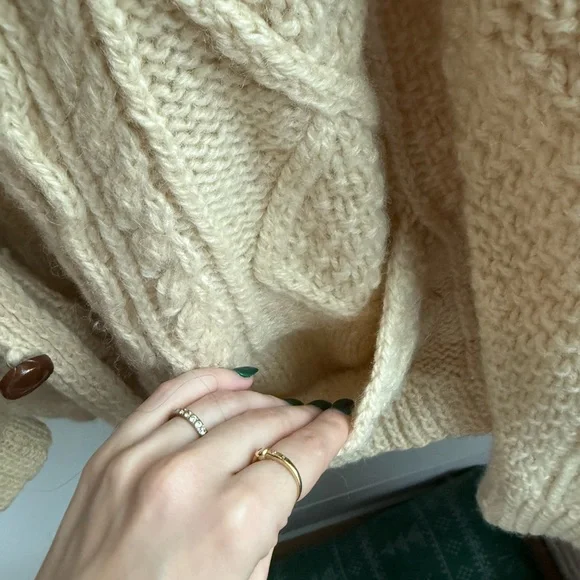 Vintage Ireland wool Cozy Cream Cable Knit Cardigan - Picture 5 of 8